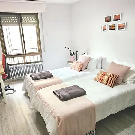 Céntrico Piso En Pleno Románico De Apartamento *
