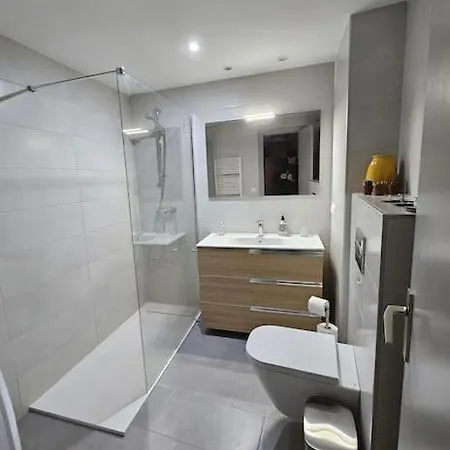 Centrico Piso En Pleno Romanico De Apartment *
